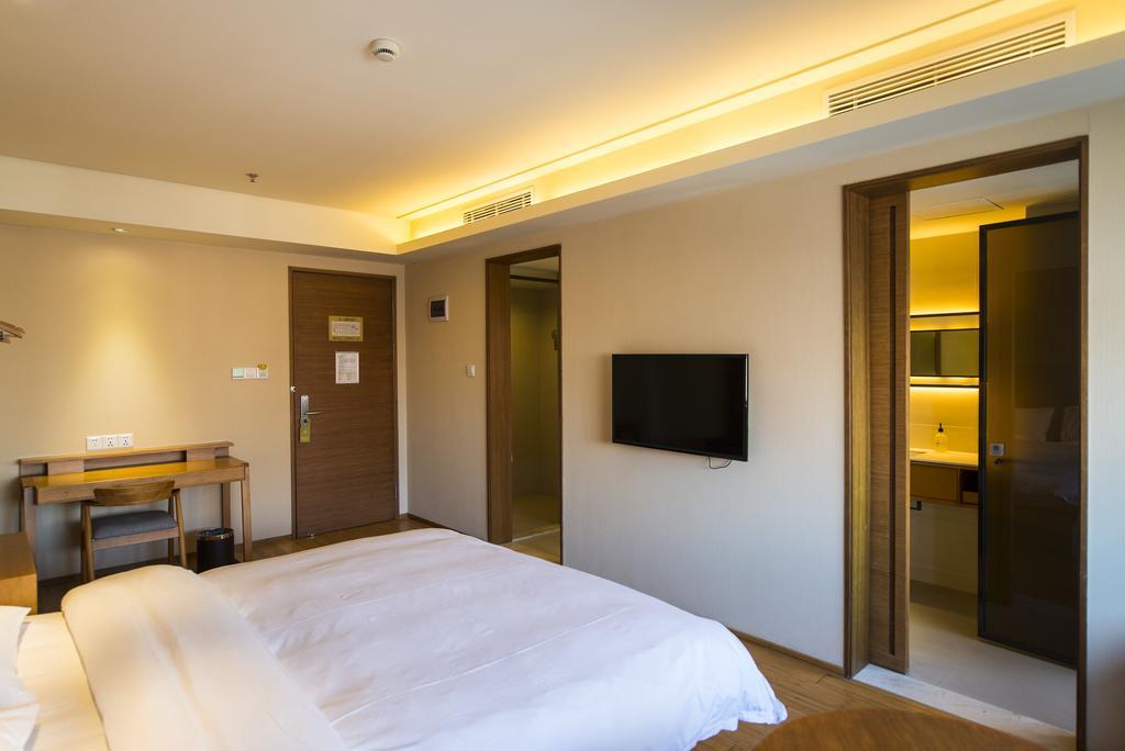 Ji Hotel Shanghai Xujiahui Exterior foto